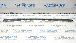 Jeep Cherokee KL 19-21 rear bumper molding chrome, broken mount
