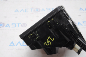 Fuse box under the hood front Nissan Murano z52 15- broken fastener