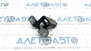 Upper front right door hinge Mazda 3 19-