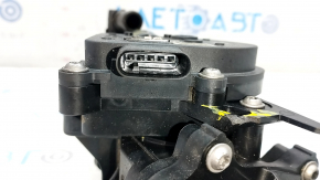 Thermostat housing Mazda 3 19- 2.5 automatic transmission broken mount