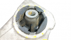 Right rear gearbox support bracket Mazda 3 19 - cracked silent block