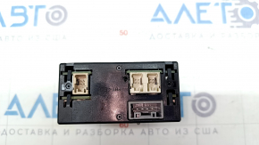 USB Hub, SD card Mazda 3 19-