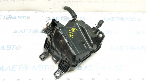 Mazda 3 19- underhood fuse box with housing