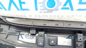 Radiator grille Honda Civic X FC 16-18 broken fasteners, crack