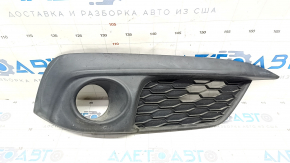 Right bumper grille Honda Civic X FC 16-18 for fog lights, for cruise control, broken fastener
