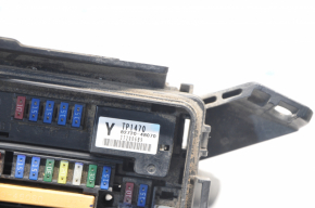 Fuse Block Block assy, engine room junction Toyota Highlander 08-13 cracked housing