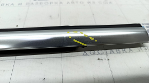 Molding door-glass central rear right Infiniti QX50 19- scratches