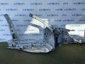 Front quarter left VW Jetta 11-18 USA silver, with central pillar