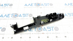 Rear right window lift control trim Ford Escape MK4 20 - crack in mount