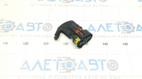 Chip on the diffuser radiator shroud VW Jetta 19- 1.4T
