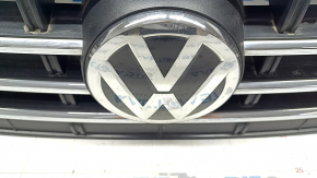 Radiator grill VW Jetta 19- with emblem, under radar, sand, broken fastening