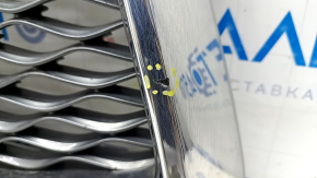 Radiator grill grill Infiniti QX50 19- complete with badge for distronic, sand, bumps, scratches, cracks in badge