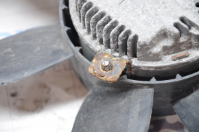 Cooling fan left VW Jetta 11-18 USA large, bolt torn off, rusty mounting bolts