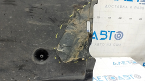 Right underbody protection VW Jetta 19 - worn, cracked