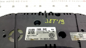 Instrument cluster VW Jetta 19-117k, scratches