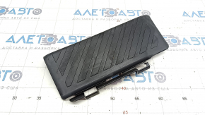Footrest VW Jetta 19- black, scratches