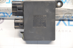 Cooling fan computer left Toyota Highlander 08-13 hybrid, broken mount