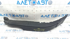 Wing seal door-wing right Honda Accord 23-