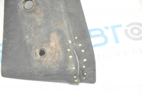 Rear right mudguard on the threshold of Toyota Highlander 08-13 is torn