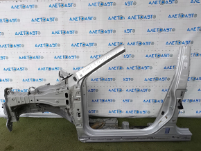 Front quarter left Nissan Rogue 14-20 silver, with central pillar