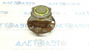 Rear right hub Honda Accord 23 - rusty