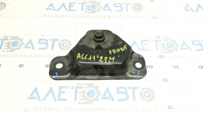 Honda Accord 23-hybrid rear engine mount bracket, lower