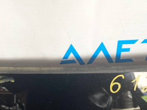 Glass of the rear right door, upper Tesla Model X 16-21 type 1, peeling seal, scratches