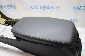 Central console armrest Lexus GS300 GS350 GS430 GS450h 06-07 leather black, pokes, worn dowel