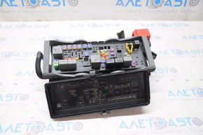 Underhood fuse box Dodge Journey 11-3.6, broken fasteners, broken housing