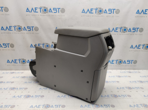 Console central armrest Toyota Highlander 08-13 gray, scratches, cracks on leather