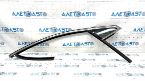 Glass seal front right Lincoln MKZ 17-20 with upper chrome molding, glass triangle