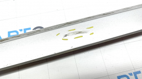 Door trim lower front right Lincoln MKZ 13-20 scratches