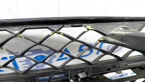 Radiator grill assembly with emblem Mercedes GLC 300/350e 16-19 without camera, grill broken