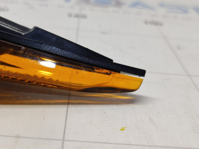 Turn signal in bumper front left Porsche Cayenne 958 11-17 chips