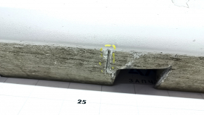 Right threshold Lincoln MKZ 13-20 silver with seals, scratches, dented fasteners, broken fastener