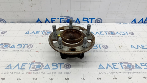 Rear left hub Chrysler Pacifica 17- FWD