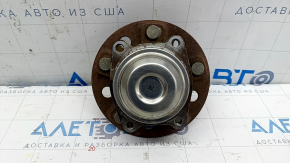 Rear right hub Chrysler Pacifica 17- FWD