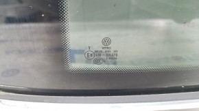 Window blind glass rear left VW Tiguan 18- chrome, scratches on the trim