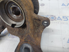 Trunnion with hub front right Lexus RX350 RX450h 10-15 rusty