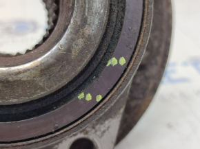 Front left hub Chevrolet Malibu 13-15 rusty, ABS magnetic ring defect