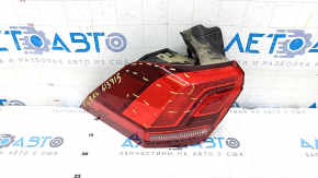Light outer wing left VW Tiguan 18-usa, worn, debris inside