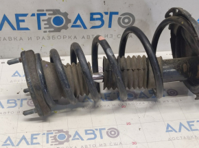 Shock absorber strut assembly rear left Toyota Highlander 08-10 3.3 hybrid, torn boot