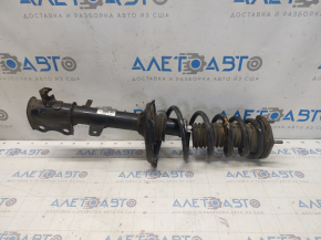 Shock absorber strut assembly rear right Toyota Highlander 08-10 3.3 hybrid, torn boot