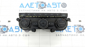 Climate control VW Tiguan 18- with heated seats, cracks in glass