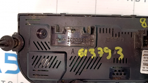 Climate control VW Tiguan 18- with heated seats, cracks in glass