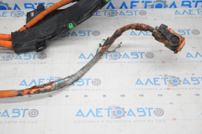 Charging port with cable Polestar 2 21- the chip has fused