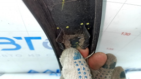Rear left wing arch trim VW Tiguan 18- structure, broken fastening, scratches