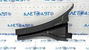 Windscreen wiper grille plastic right VW Tiguan 18 - broken