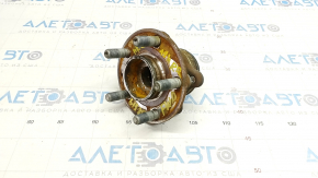 Hub rear right Lincoln MKZ 17-20 FWD, rusty