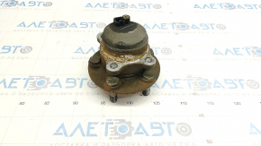Hub rear right Lincoln MKZ 17-20 FWD, rusty
